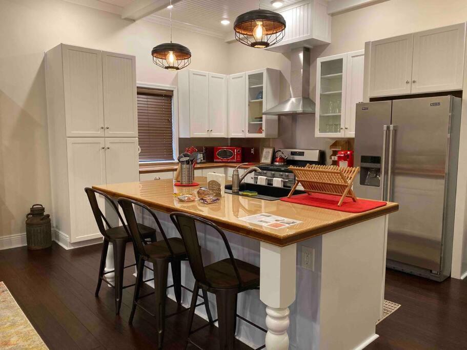 The Cast Iron Lady Apartment Wyalusing Екстериор снимка